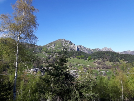 Rocca Sbarua e Torre del Bimbo per l'arrampicata