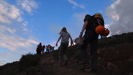 Il vulcano di Stromboli, Isole Eolie, Sicilia - La salita a piedi al cratere del vulcano di Stromboli