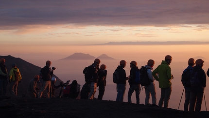 Il vulcano di Stromboli, Isole Eolie, Sicilia - La salita a piedi al cratere del vulcano di Stromboli