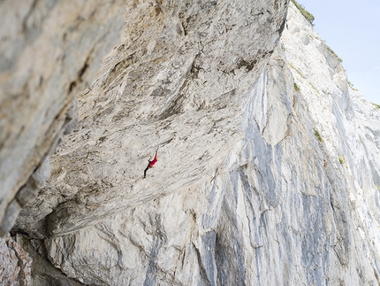 Angelika Rainer, Tomorrows World, Dolomites - Angelika Rainer climbing French Connection D15- at Tomorrow's World in the Dolomites