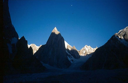 Austrian Shipton Expedition, Trango, Pakistan, Thomas Scheiber, Hansjörg Auer, Matthias Auer, Karl Dung, Ambros Sailer  - Shipton Spire, Little Shipton, Eternal Flame