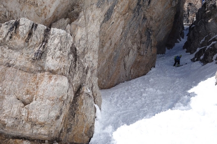 Dolomiti, sci ripido, sci estremo - Sci ripido e sci estremo in Dolomiti: Cima Brenta Alta, in discesa