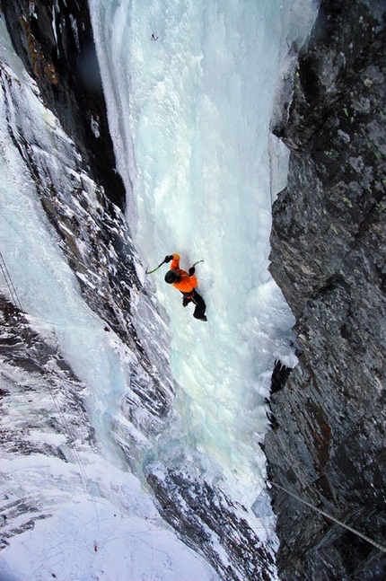 Supervisor - Rudolf Hauser during his solo ascent of Supervisor (270m, WI6), Gasteinertal, Austria