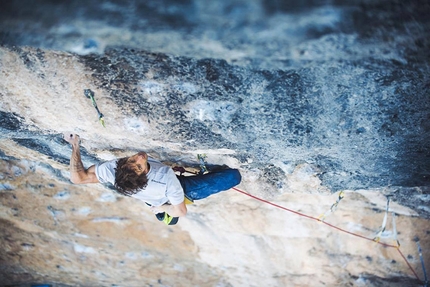 Patxi Usobiaga, Papichulo, Oliana, Spain - Patxi Usobiaga climbing Papichulo 9a+ at Oliana in Spain