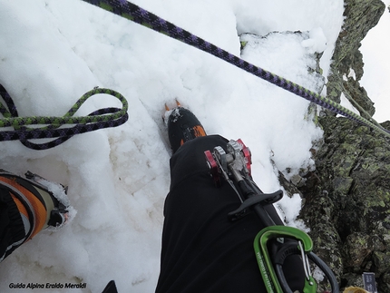 Monte Foscagno, Alta Valtellina, alpinismo - Durante l'apertura di 'L'eterna giovinezza' sul Monte Foscagno in Vallaccia Corta (Eraldo Meraldi, Lorenzo Giacomelli, 28/05/2017)