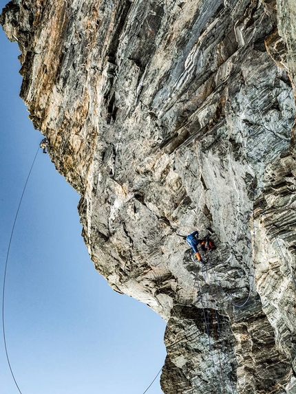 Matterhorn, Schweizernase, Alexander Huber, Dani Arnold, Thomas Senf - Alexander Huber and Dani Arnold during the first ascent of Schweizernase on the North Face of the Matterhorn