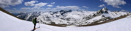 Grecia, scialpinismo - Dal colle sottostante il Lakmos