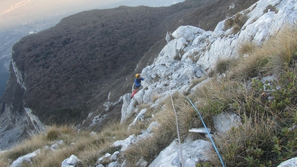 Valle del Sarca, Torre Grigia del Brento, Una giornata tra amici, Mattia Guzzetti, Walter Polidori, Carlo dal Toè - Una giornata tra amici alla Torre Grigia del Brento: uscita in vetta