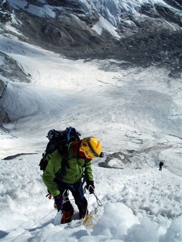 Spedizione giapponese sulla sud del Lhotse