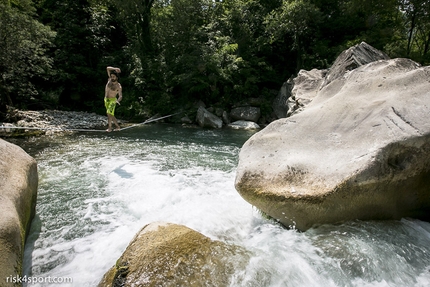 Poggio Umbricchio, bouldering, Abruzzo, Italy - During the Caduta Massi Boulder Party 2016 in Abruzzo