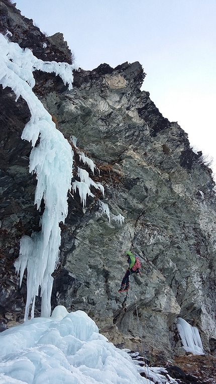 Corso aspiranti guida alpina 2017 - 2018 - Modulo cascate - Lau Bij (Cogne)