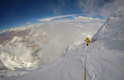 Hervé Barmasse and David Göttler, 13 hours up the South Face of Shisha Pangma