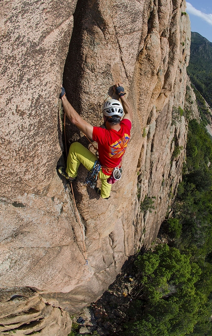 Arrampicata trad in Sardegna: Monte Acutzu Sarrabesu