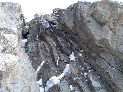 Aiguille du Midi new mixed climb by Jeff Mercier & Co