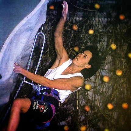 Nessuno è perfetto di Laurence Guyon - Laurence Guyon vincitrice nel '96 della tappa della Coppa ddel mondo di arrampicata di Kranj