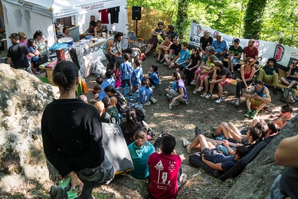 Poggio Umbricchio, boulder, Abruzzo - Durante il Caduta Massi Boulder Party 2017 a Poggio Umbricchio in Abruzzo