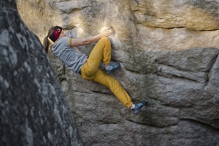 C'était demain, Fontainebleau, boulder, Jacky Godoffe, Jakob Schubert, Anna Stöhr - Anna Stöhr attempting C'était demain 8A at Fontainebleau, France