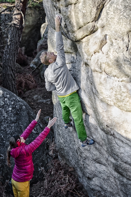 C'était demain, Fontainebleau, boulder, Jacky Godoffe, Jakob Schubert, Anna Stöhr - Jakob Schubert, spotted by Anna Stöhr, attempting C'était demain 8A at Fontainebleau, France