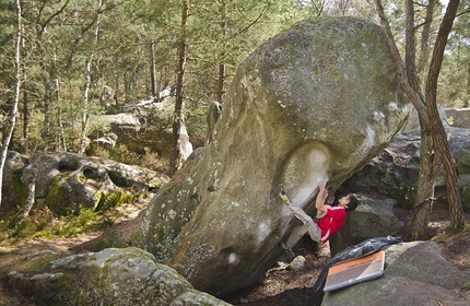 Niccolò Ceria, boulder spaziali a Fontainebleau