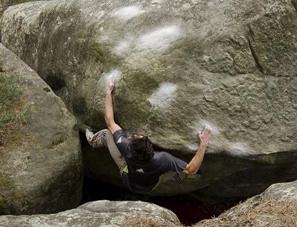 Niccolò Ceria, Fontainebleau - Niccolò Ceria su Taipan 8A, Fontainebleau