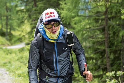 Red Bull X-Alps 2017 - Aaron Durogati in azione