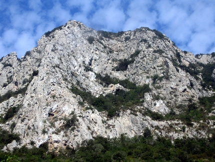 Argentario, Toscana - La Costa della Scogliera Canne d'Organo. A sinistra lo spigolo sud, Argentario