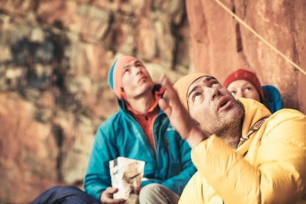 Ruby Supernova, Slanghoek Peak, Du Toits Kloof Mountains, South Africa - Making the first ascent of Ruby Supernova, Slanghoek Peak, South Africa (Ines Papert, Joseph Pfnür, Luka Lindič e Paul McSorley June 2017)