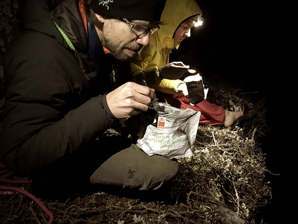 Ruby Supernova, Slanghoek Peak, Du Toits Kloof Mountains, South Africa - Making the first ascent of Ruby Supernova, Slanghoek Peak, South Africa (Ines Papert, Joseph Pfnür, Luka Lindič e Paul McSorley June 2017)