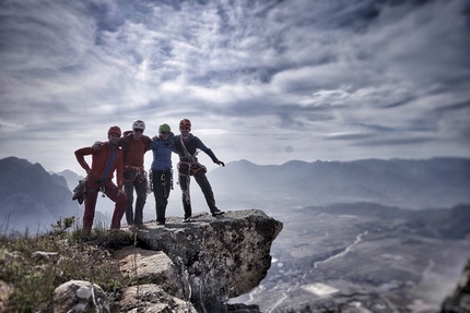 Ruby Supernova, Slanghoek Peak, Du Toits Kloof Mountains, South Africa - Ines Papert, Joseph Pfnür, Luka Lindič e Paul McSorley having completed the first ascent of Ruby Supernova, Slanghoek Peak, South Africa, June 2017