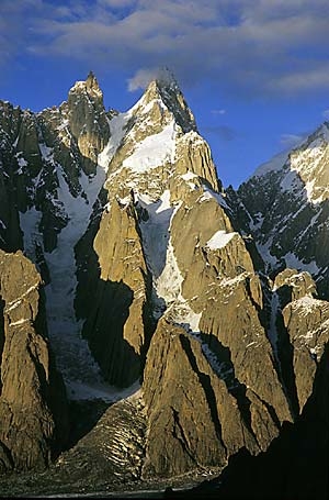 Steve House, K7, Pakistan - Steve House, SW Face of K7 6934m Pakistan, 24/25 July 2004