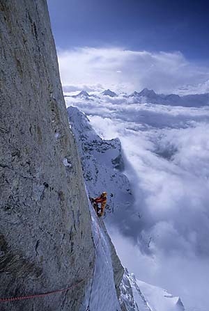 Jannu Direct Russian - Jannu 7710m, N Face, Direct Russian, April/May 2004,11 mountaineers, expedition leader Alexander Odintsov