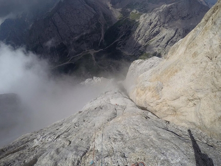 Siebe Vanhee, Frederik Leys, Don Quixote, Marmolada, Dolomites - On the crux pitch of 'Don Quixote' on Marmolada, Dolomites (Siebe Vanhee and Frederik Leys, 22-23/07/2017)