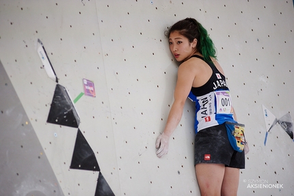 World Games 2017, Wroclaw - World Games 2017 a Wroclaw, Boulder: Miho Nonaka contempla il prossimo passo