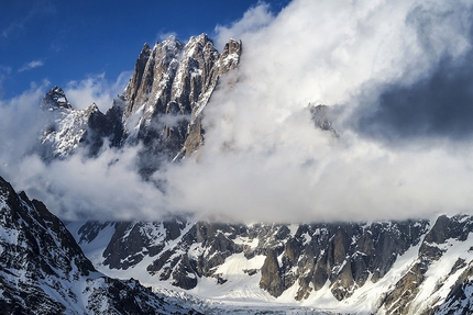 Kishtwar Himalaya, Aleš Česen, Marko Prezelj, Urban Novak, Arjuna, P6013 - The West face of Arjuna in the evening sun.