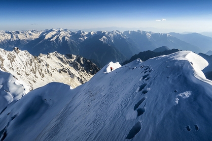 Kishtwar Himalaya, Aleš Česen, Marko Prezelj, Urban Novak, Arjuna, P6013 - Durante la salita di acclimatamento a circa 5700m su P6013