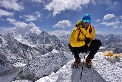 Hervé Barmasse - Hervé Barmasse in Himalaya, 2017