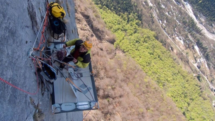 Lastia di Gardes - Pietro Dal Prà e Alessandro Rudatis in apertura su 'Grigioverde', Lastia di Gardes – Pale di San Lucano (Dolomiti)