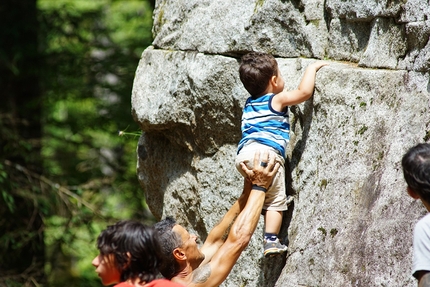 GraMitico, Valle di Daone, boulder, arrampicata - Durante il raduno boulder GraMitico in Valle di Daone (TN)