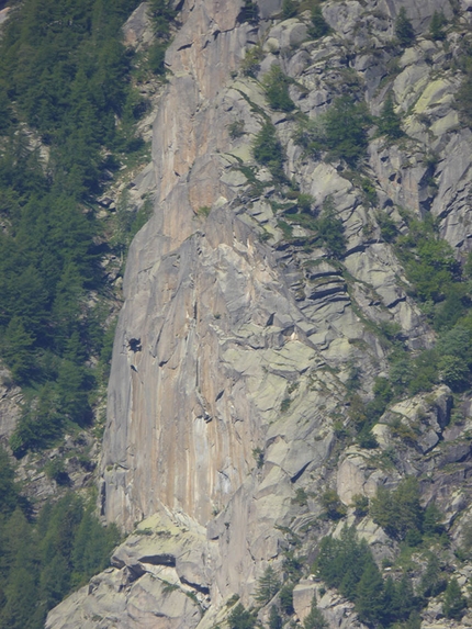 Mike Kosterlitz e il Nuovo mattino: gli anni favolosi dell'arrampicata raccontati da Ugo Manera - Caporal (Valle dell'Orco)