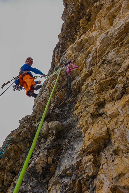 Cima Ovest di Lavaredo, Dolomiti, Petri Heil, Hannes Pfeifhofer, Dietmar Niederbrunner - Hannes Pfeifhofer apre Petri Heil, Cima Ovest di Lavaredo, Dolomiti (Hannes Pfeifhofer, Dietmar Niederbrunner 2016)