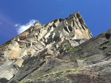 Arrampicata nel Vallone di Sea - Il bracciolo destro del Trono di Osiride