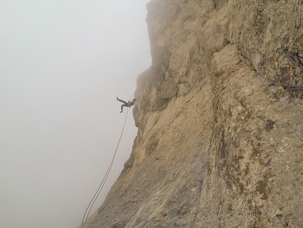 Federica Mingolla, Via della Cattedrale, Marmolada, Dolomiti, Nicolò Geremia - Federica Mingolla abseiling off Via della Cattedrale, Marmolada, repeated together with Nicolò Geremia