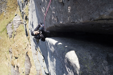 Loften, climbing, Norway, Guille Cuadrado, Gerber Cucurell, Pau Gómez, Jordi Esteve, Felix Queipo - Lofoten Islands: making the first ascent of Syv Veggen (480m 7+) Merraflestinden