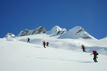 Into the Wild, Manuel Lugli - Groenlandia: prima salita