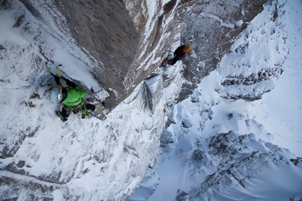 Ines Papert - Ines Papert assicurata da Ian Parnell su 'Blood, Sweat and Frozen Tears' VIII, 8, Beinn Eighe, Scozia