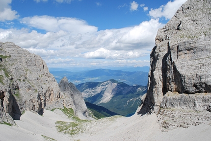 Soldi e paura mai avuti, Cima Sassara, Val Gelada, Dolomiti di Brenta, Roberto Conti, Enrico Piccinelli - Val Gelada, Dolomiti di Brenta