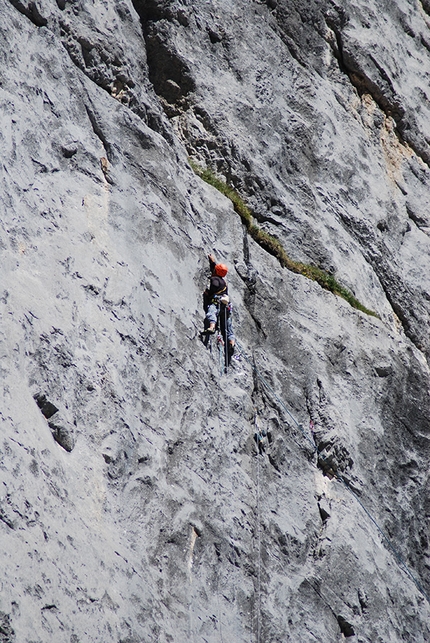 Soldi e paura mai avuti, nuova via d'arrampicata nelle Dolomiti di Brenta