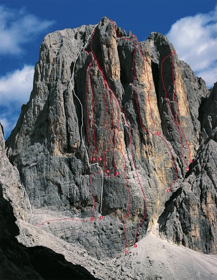 Cima Canali, Pale di San Martino, Dolomiti - Cima Canali (2897 m), Pale di San Martino, Dolomiti. Le vie da sinistra a destra: 1. Strani incontri (Maurizzio Zanolla, Mariano Lott 1982). 2. Simon - Wiessener (F. Simon, F. Wiessner 1927). 3. Buhl - Erwing (H. Buhl, H. Erwing 1950). 4. Heidi (D. Dalla Rosa, M. Simoni 1978). 5. Franzina - Novello (G. Franzina, V. Novello 1962). 6. Trifoglio appassito (M. Zanolla, N. Simion, P. Loss 1981. 7. Mazzotti - Cappelletto (G. Cazzotti, A. Cappelletto 1935). 8. Brunet - Pellican (A. Brunet, A. Pellican 1953). 9. Cubeddu (S. Martini, R. Gatti, M. Perottoni e M. Tranquillini 1972) 10. Soldà - Syda (G. Soldà, J.Y. Syda, M. Martin 1951) 11. Leviti - Sommadossi (A. Leviti e F. Sommadossi 1972)