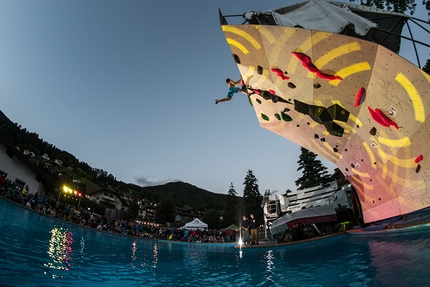 Poolder Contest 2017, Ortisei, Val Gardena - Durante il Poolder Contest 2017, la gara boulder tenutasi a Ortisei, Val Gardena il 12 agosto 2017