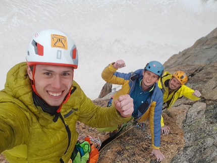 Grand Capucin, Mont Blanc, L'or du temps, Pavel Kratochvíl, Róbert Luby, Martin Krasňanský - Pavel Kratochvíl, Róbert Luby and Martin Krasňanský celebrating the first free ascent of 'L'or du temps', Grand Capucin, Mont Blanc